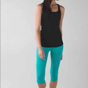 lululemon in the flow crop